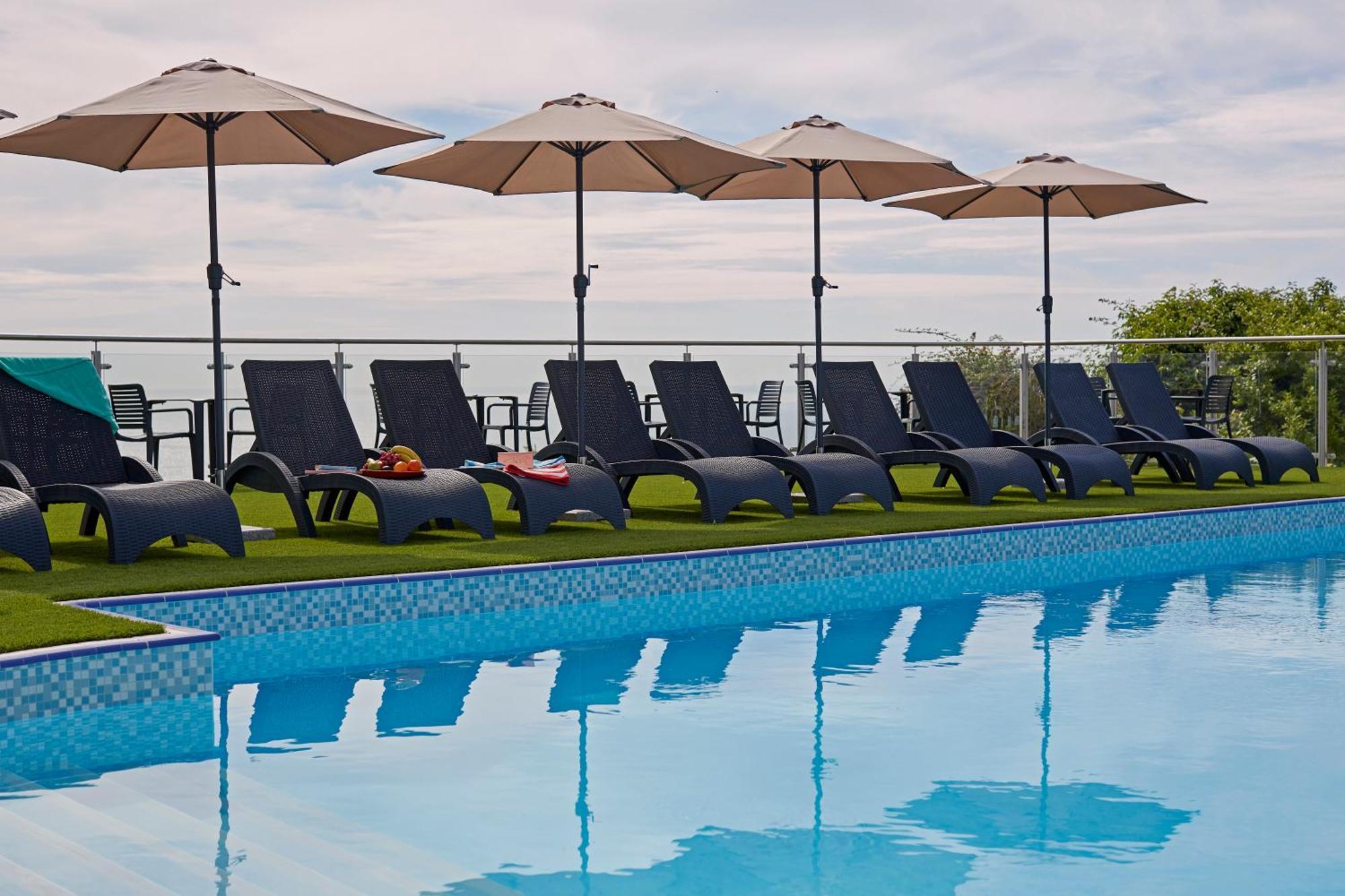 Luccombe Hall Hotel Шанклин Экстерьер фото