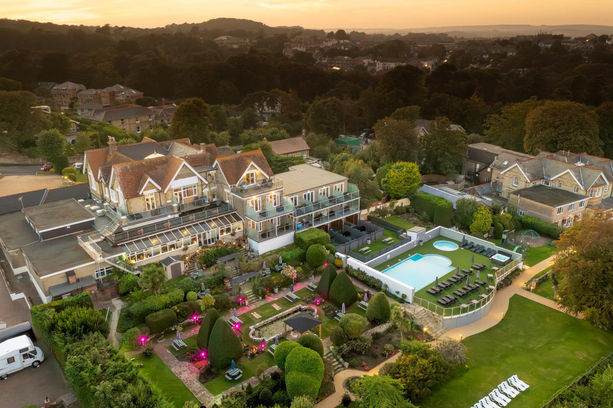 Luccombe Hall Hotel Шанклин Экстерьер фото